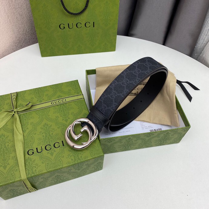 G*u*i belts